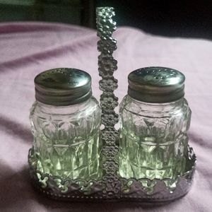 Salt And Pepper Set For Dinning Table