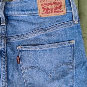 Levi's 312  Shaping Jeans (Slim Fit)