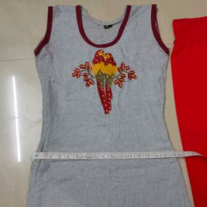 Kurti And Struchabel Leggings