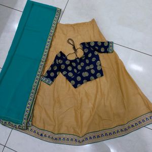 Lahenga Choli For Girls