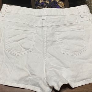 White Hight Waist Shorts - 30”