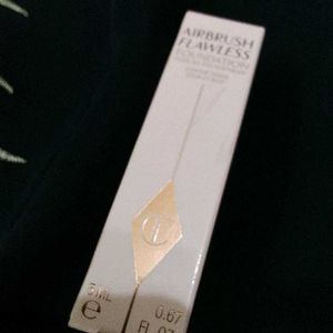 Charlotte Tilbury Airbrush Flawless Foundation