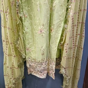 Pakistani Fully Zari Work Kurta Set