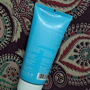 Dot and Key Barrier Repair Hydrating Face Wash