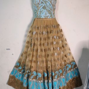 Lehenga/blouse piece and dupatta