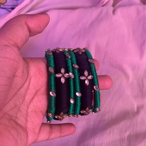 2pairs (6 Bangles ) NEW WITH TAG