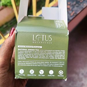 Lotus Botanicals HydraDetox Superlight Gel