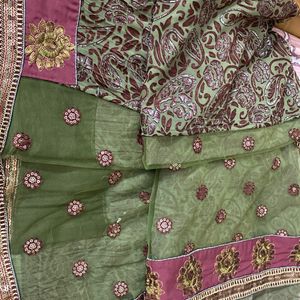 Mehandi And Marroon Colour Saree