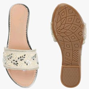 Women Flats @❗₹59