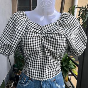 Black And White Gingham Crop Top 🎀