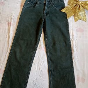 Unused Jeans..stright Pant