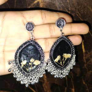 Resin Jhumka Or Earrings