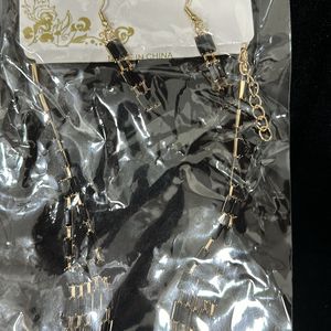 Black gold chain