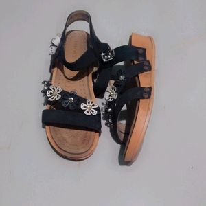 Flats & Sandals For Women