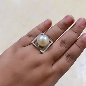 Western Big Pearl Ring