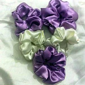 5 Hair Scrunchies