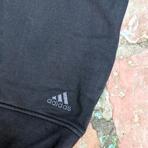 Adidas Sweatshirt