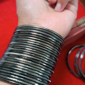 Trendy Oxidized bangles