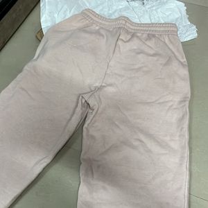 New printerest based H&M women high-rise sweatpant