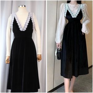 Korean Sleeveless Velvet Dress