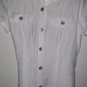 Fitted White Collared Shirt