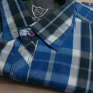 Branded shirts - size 44