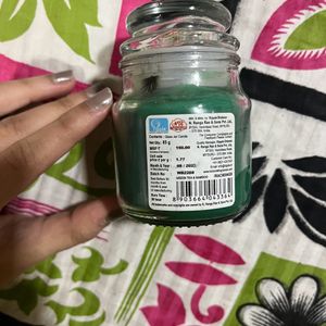 Glass jar candle