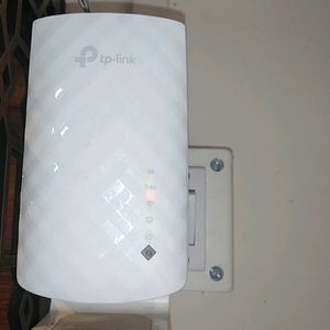 TP-Link AC750 Wifi Range Extender | Up to 750Mbps