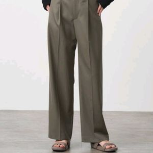 Olive Green Sequal Pleared Trousers