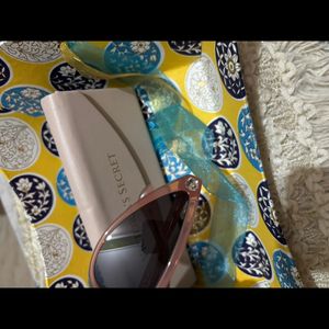 Victoria's Secret Women Cateye Sunglasses withUV P