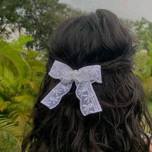 White Lace Bow