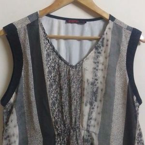 Beautiful Grey Shade Kurti