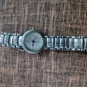 Branded Stylish Silver Watch !