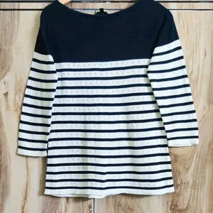 Black & White Woolen Top Size-34