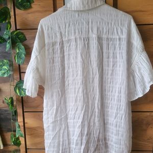 Off White Shirt With Bell Sleeves Pattern