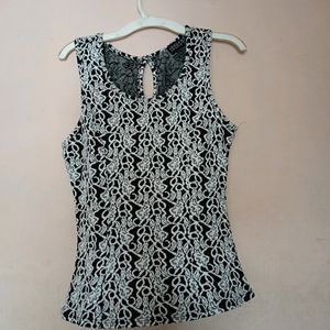 Sleeveless Tshirt For Women