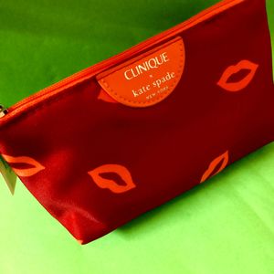 Clinique Pouch