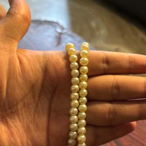 pearl necklace