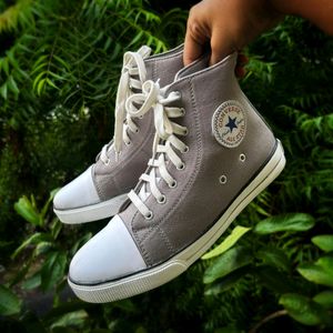 Converse All Star - High Top Canvas Shoes
