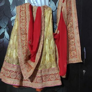 Lehenga With Dupatta And Top