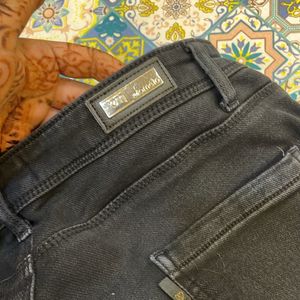 Single Button Hight Waist Black Jeans