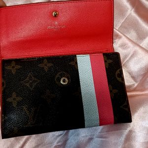 Authentic LOUIS VUITTON