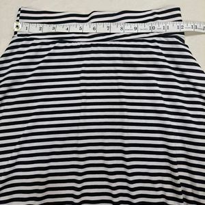 Striped Knee-length Skirt