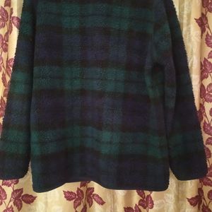 Sweater For Both Men And Women