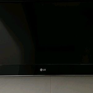 LG Tv Good Condition With Setup Box And Remotes