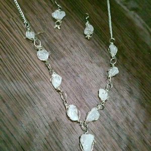 Goa White Stone Necklace With Earrings