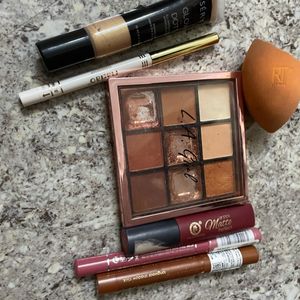 L.A. Girl Eyepalette And Eyestick With Revolution