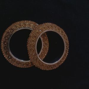 ANTIQUE BANGLE