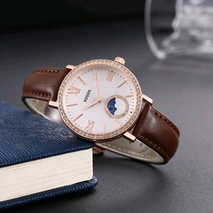 FOSSIL PREMIUM QUALITY LADIES WATCH@SALE