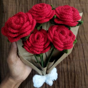 Pinterest Crochet Rose flower bouquet